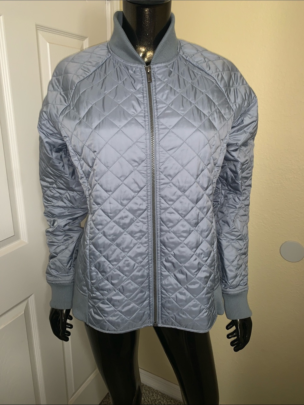 Columbia Omni Heat Light Blue Quilted Bomber Jacket - Women's Medium